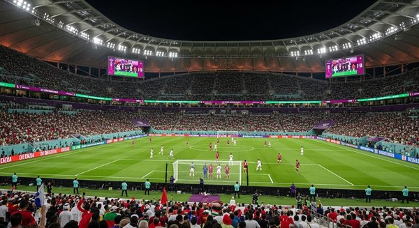 Analyse des Mondiaux au Qatar : les enjeux sportifs et polémiques en chiffres